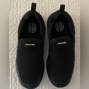 Fitville Men's Black Slip-On Loafers  Casual Walking Shoes Sz: 10.5 XW